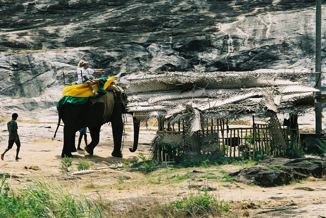 2002 15 Sri Lanka 107