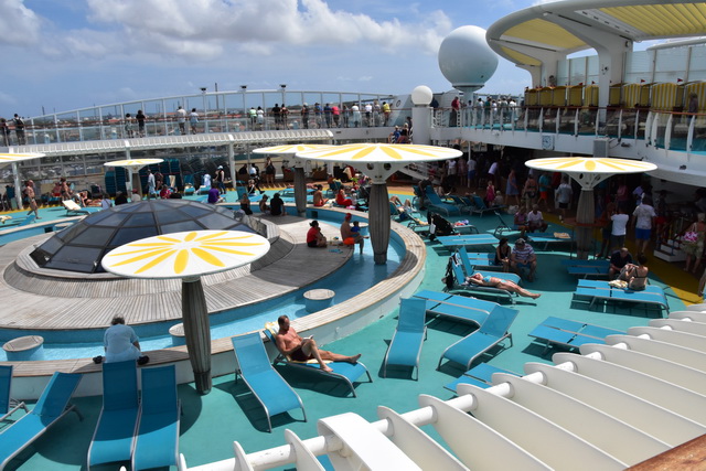 2025 04 01 Curacao Willemstaa 010