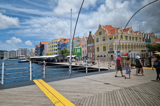 2025 04 01 Curacao Willemstaa 025